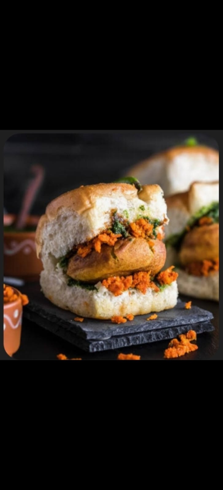 Veg Schezwan vada pav